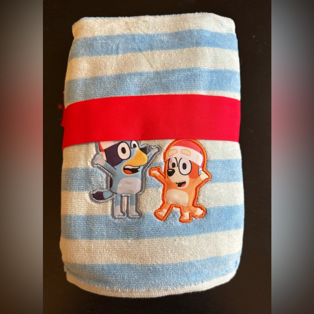 NWT Bluey & Bingo Christmas Holiday Santa Bathroom Hand Towels  2 Pack set